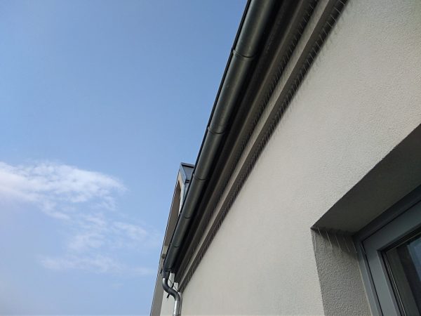 Montáž zábran proti jiřičkám: Úvaly