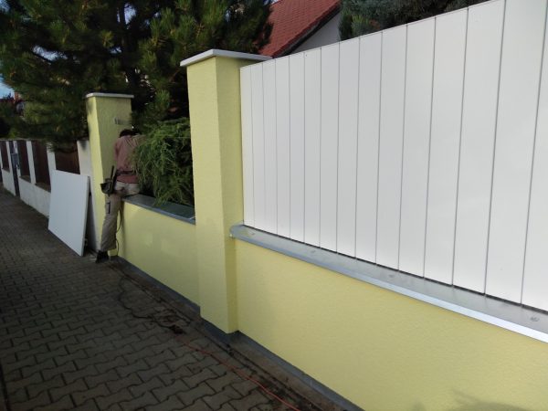 Oprava a nátěr fasády: Ořech