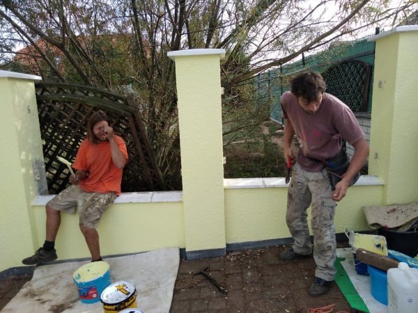 Oprava a nátěr fasády: Ořech