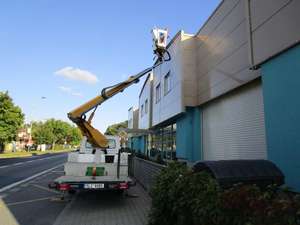 Mytí fasády: Říčany