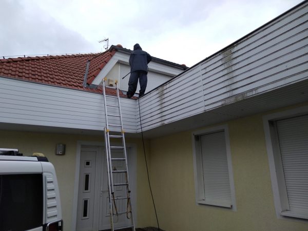 Oprava a nátěr fasády: Ořech