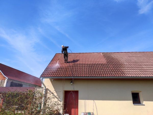 Čištění střech tlakovou vodou, Mrač
