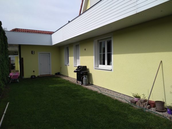 Oprava a nátěr fasády: Ořech