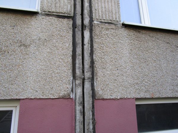 Oprava dilatační spáry: Praha