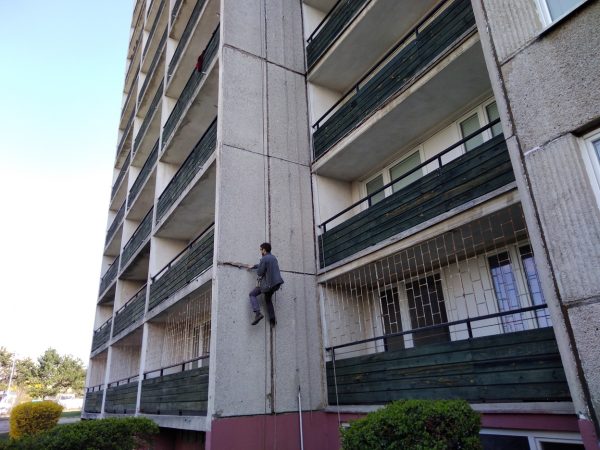 Renovace panelových spár: Praha