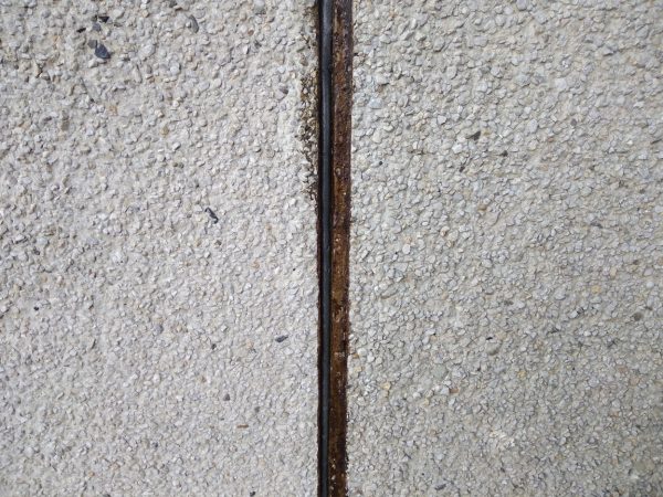 Renovace panelových spár: Praha