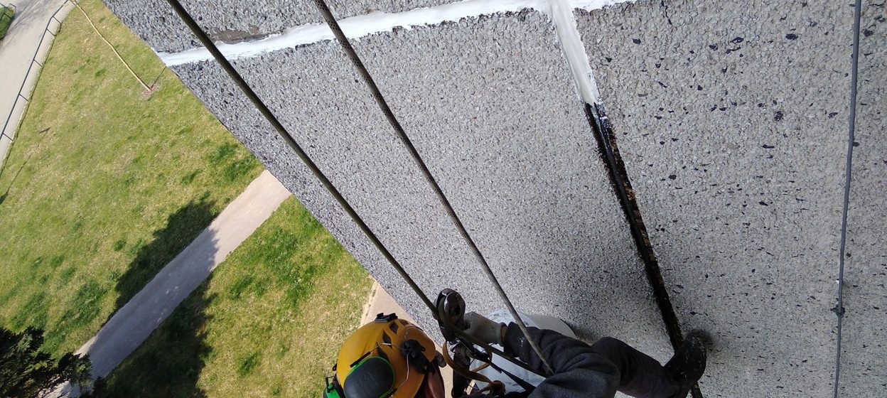 Renovace panelových spár: Praha