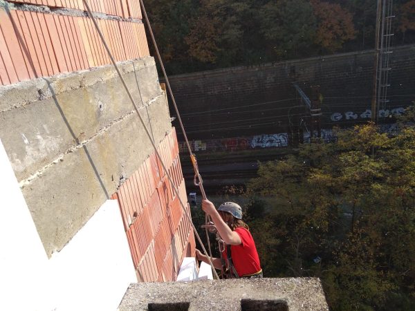 Zateplení štítů bytového domu: Praha