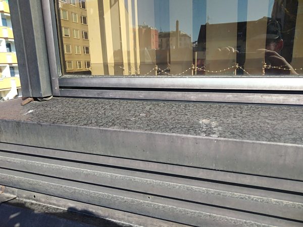 Hroty proti ptactvu, montáž – Praha